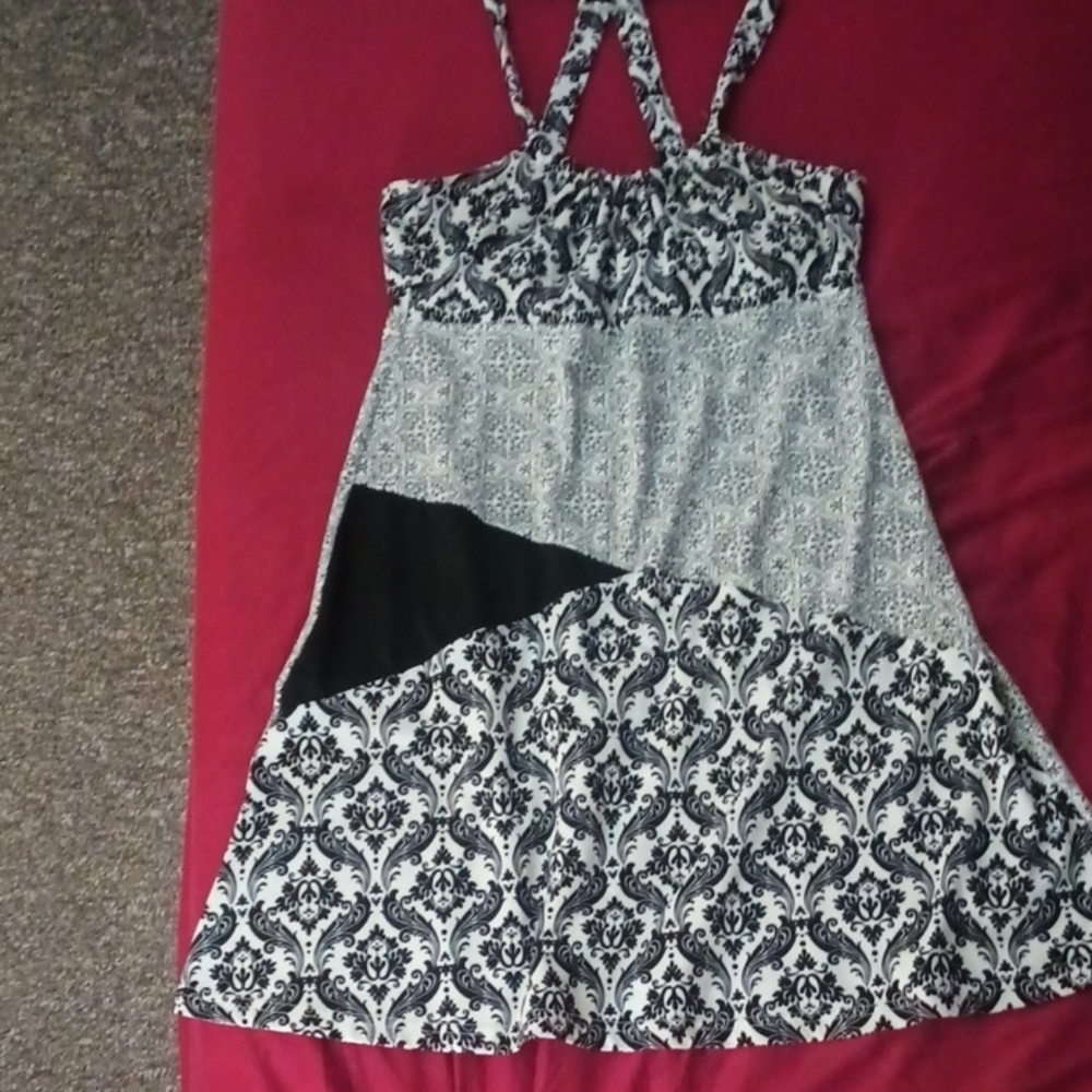 Olola Black and White Patterned Summer Womens Dress Size L Tummy Control Comfy